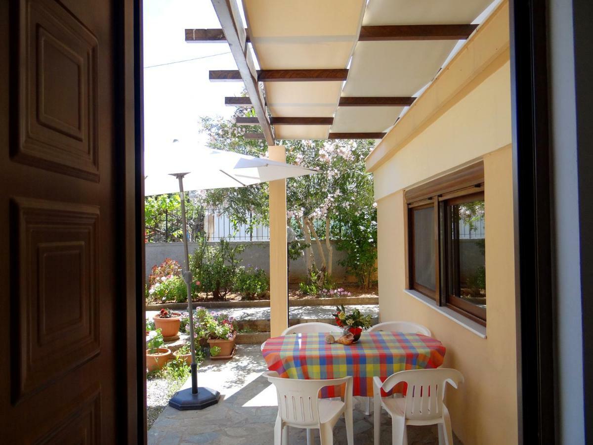 Apartment By The Sea Kato Daratso Buitenkant foto