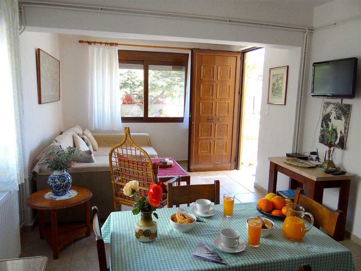 Apartment By The Sea Kato Daratso Buitenkant foto